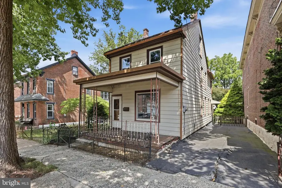 121 Walnut St, Pottstown, PA 19464 - #2