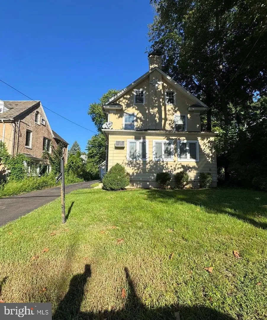 8210 Cadwalader Ave, Elkins Park, PA 19027 - #1