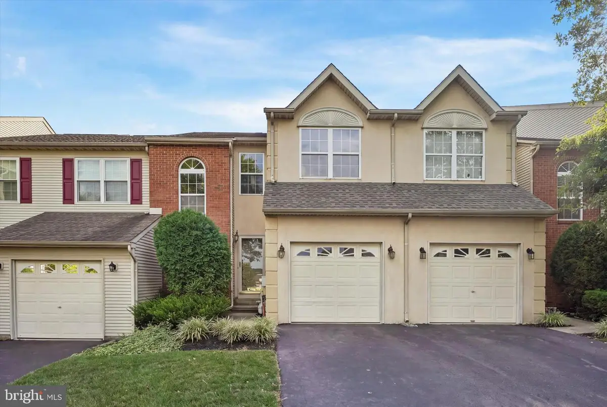 385 Hamilton Dr, Harleysville, PA 19438 - #1