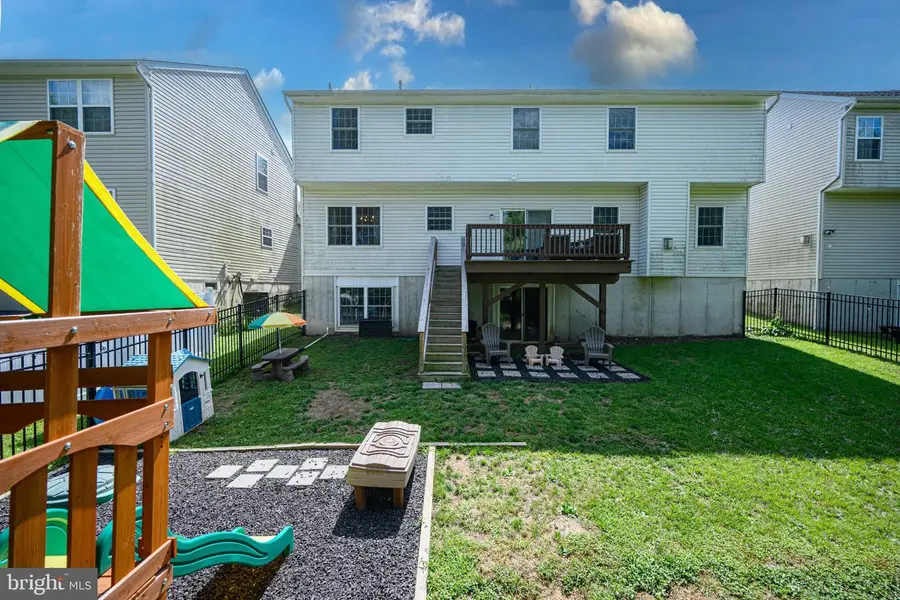109 Holbrook Ln, Gilbertsville, PA 19525 - #2