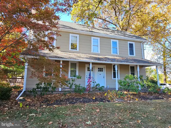 2052--2054 Swamp Pike, GILBERTSVILLE, PA 19525