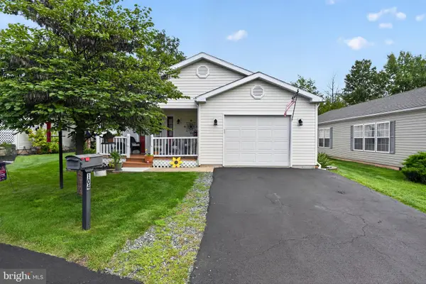 104 Dyer Ct, ROYERSFORD, PA 19468
