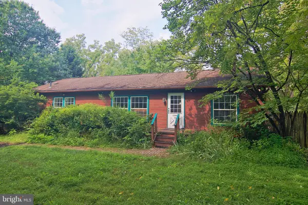 242 Congo Niantic Rd, BARTO, PA 19504