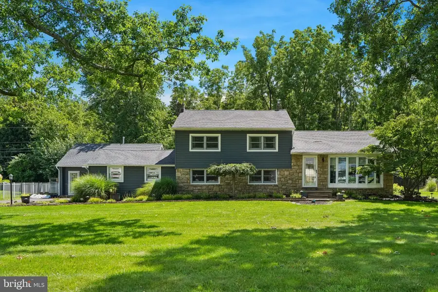 717 Lawrence Ln #, Ambler, PA 19002 - #2