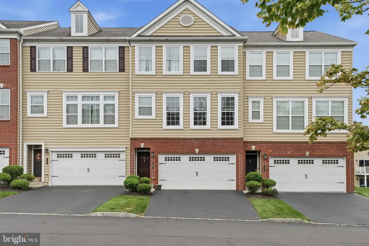 5 Wildflower Ct, Telford, PA 18969 - #1