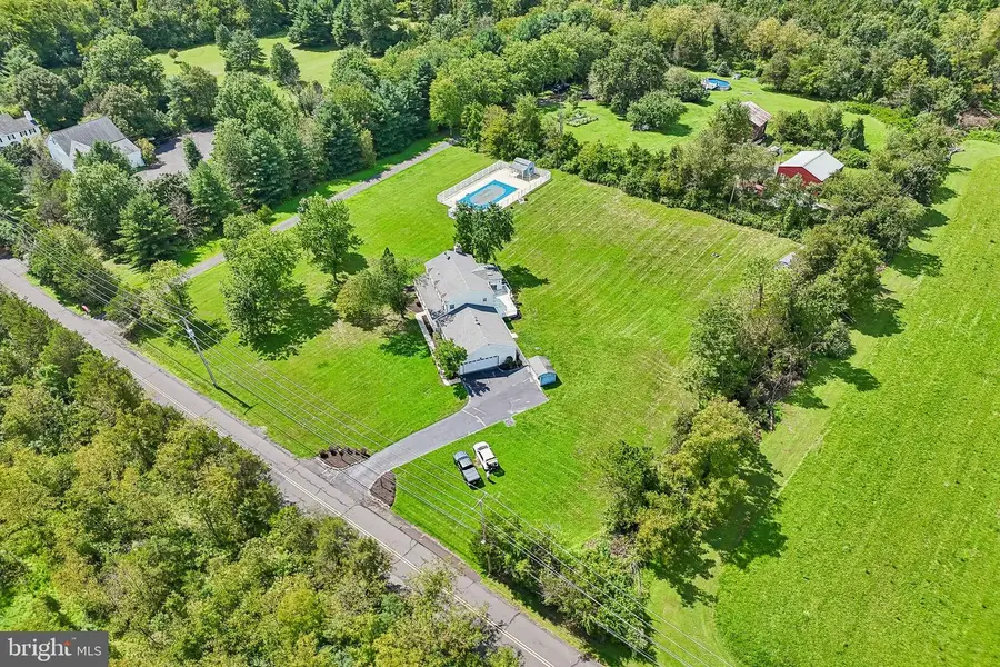 857 Heimbach Rd, Perkiomenville, PA 18074 - #2