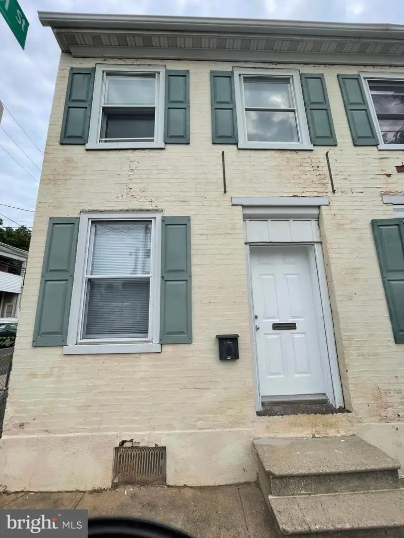 503 King St, Pottstown, PA 19464 - #1