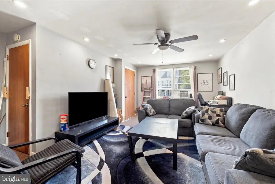 506 Ryers Ave, Cheltenham, PA 19012 - #2