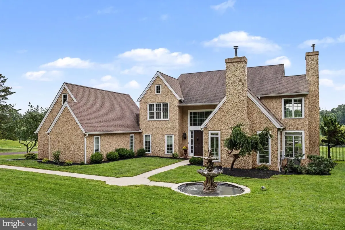98 Cressman Rd, Telford, PA 18969 - #1