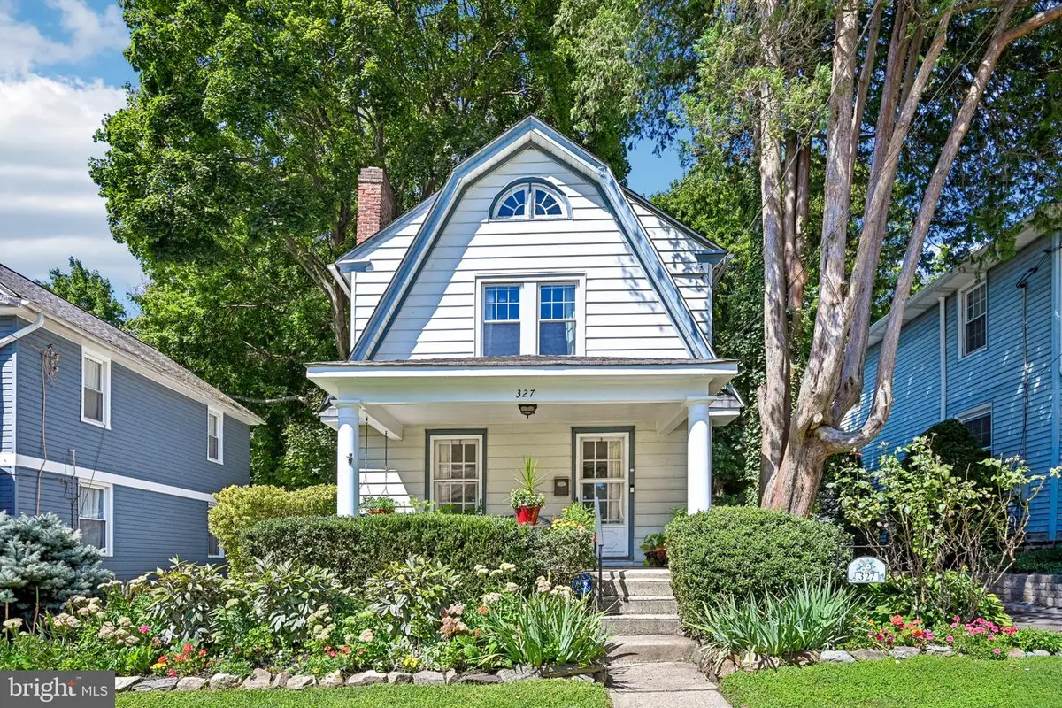 327 Greenwood Ave, Jenkintown, PA 19046 - #1
