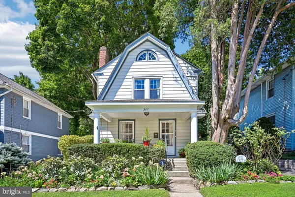 327 Greenwood Ave, JENKINTOWN, PA 19046