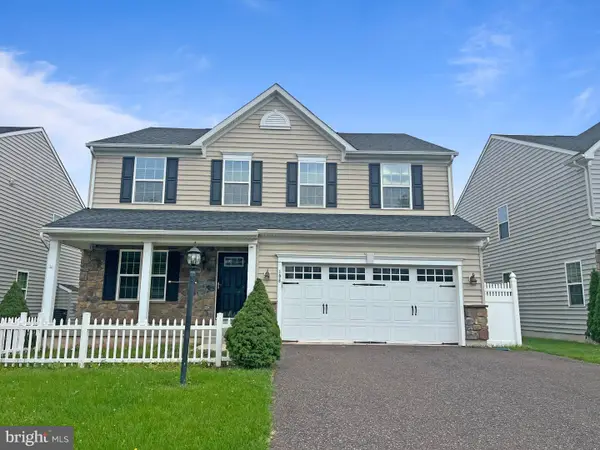106 Jackie Dr, GILBERTSVILLE, PA 19525