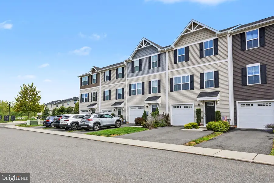 28 Castle Dr #, Gilbertsville, PA 19525 - #3