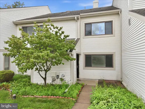 504 Freedom Cir #319, HARLEYSVILLE, PA 19438