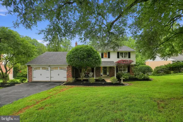 1911 Sharon Rd, JENKINTOWN, PA 19046