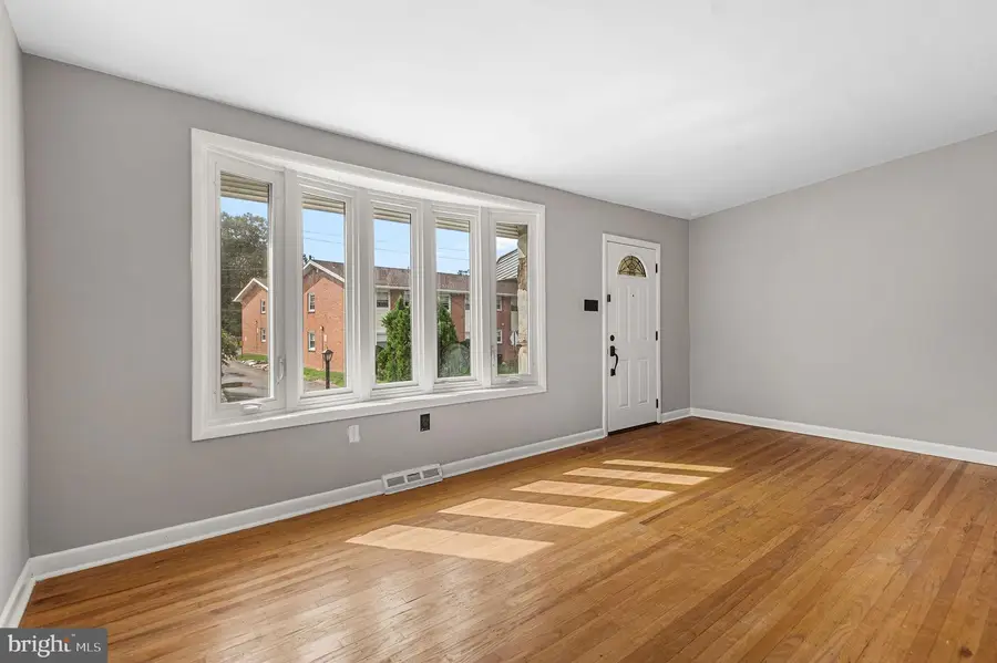 540 Wanamaker Rd, Jenkintown, PA 19046 - #3
