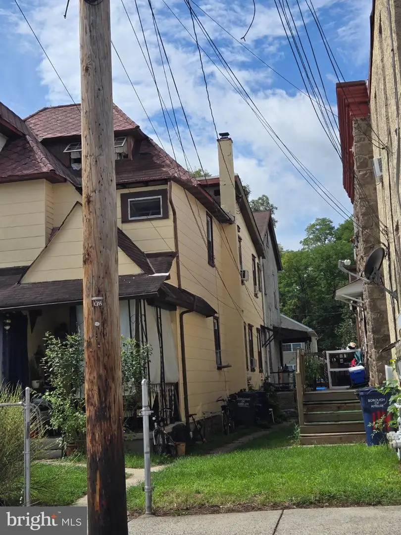 116 S Chestnut St, Ambler, PA 19002 - #1