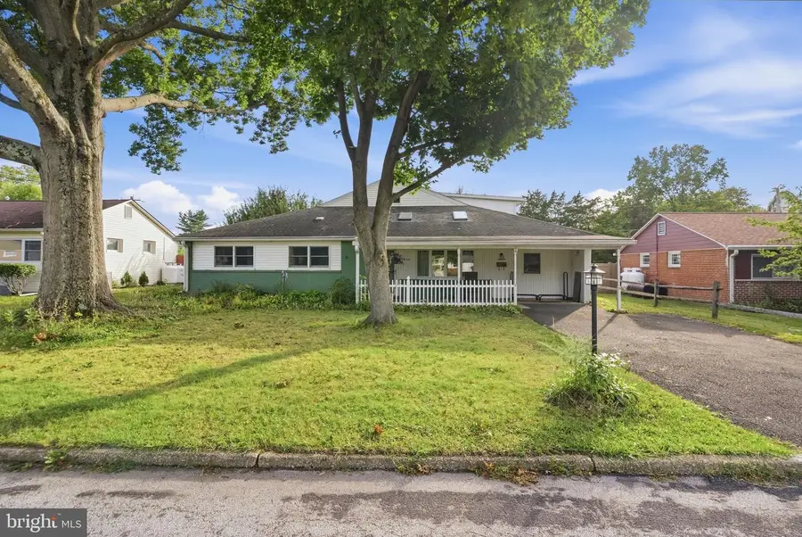 3036 Stoney Creek Rd, Norristown, PA 19401 - #2