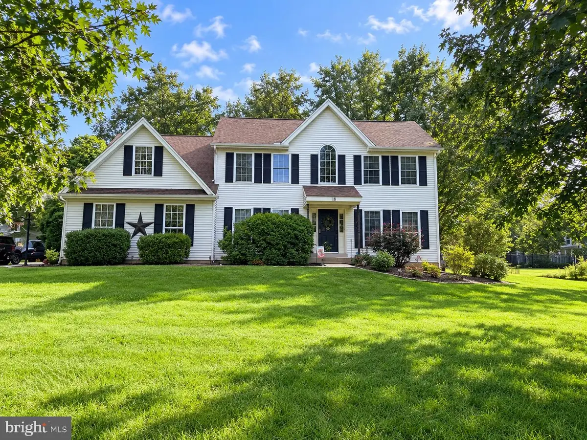 18 Pin Oak Dr, Phoenixville, PA 19460 - #1