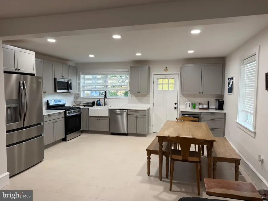 719 Maple Ave, Glenside, PA 19038 - #2