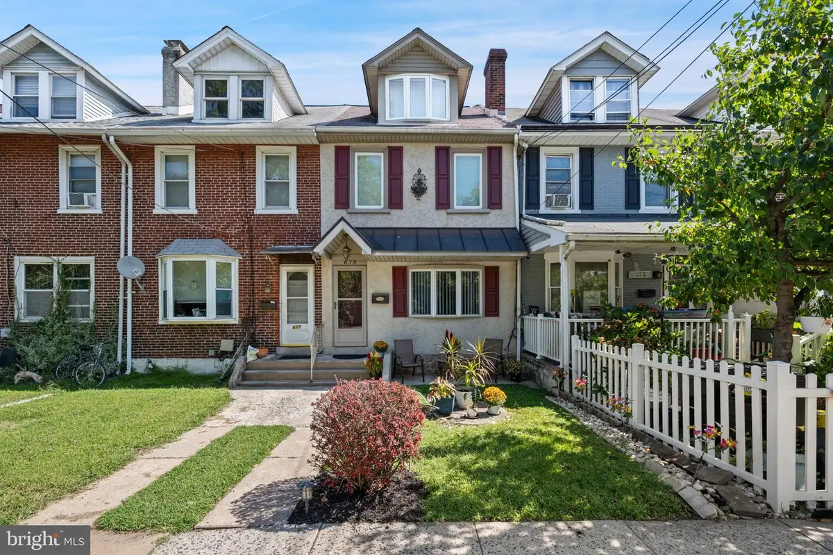 675 Fulton St, Conshohocken, PA 19428 - #1