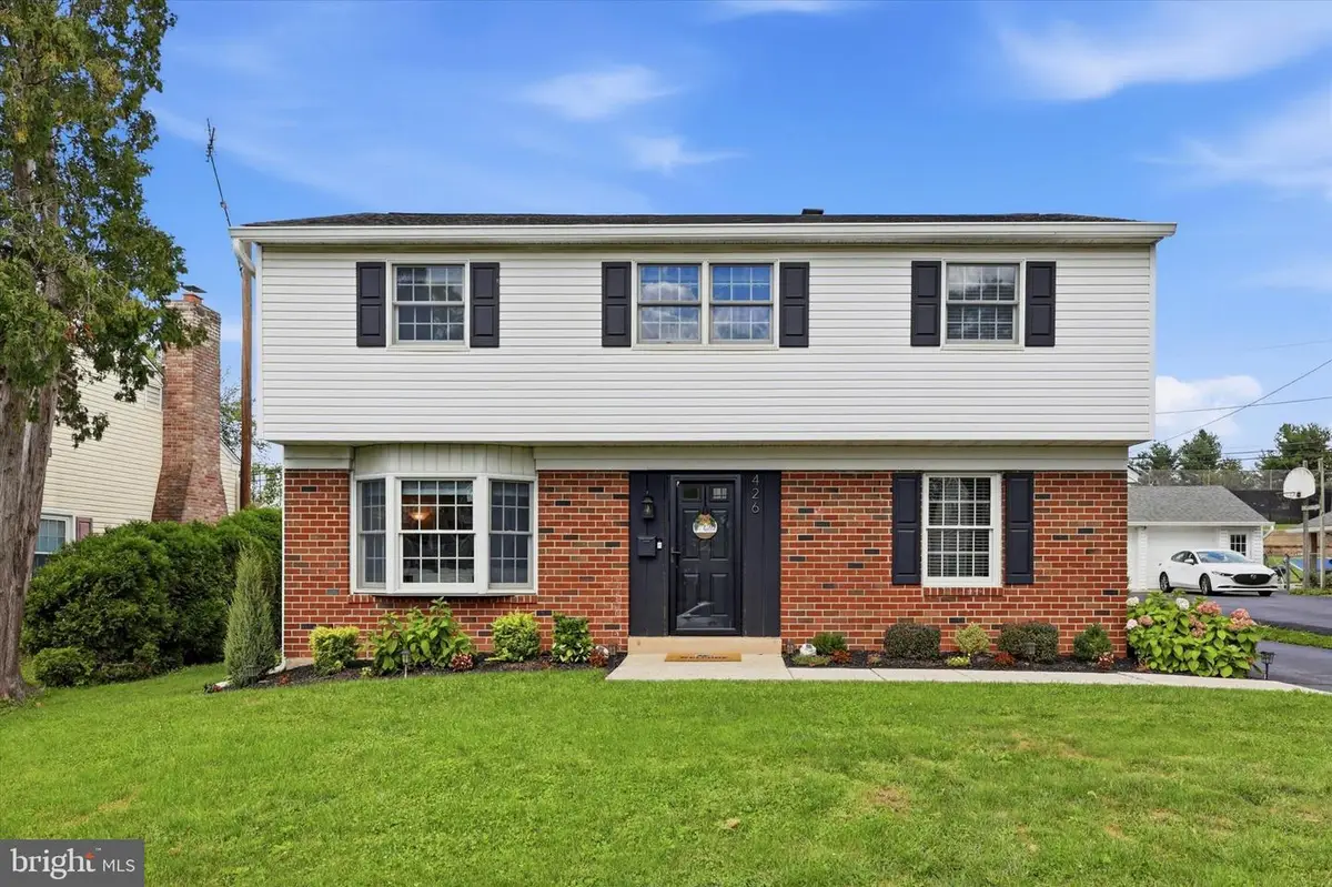 426 Old Fort Rd, King Of Prussia, PA 19406 - #1