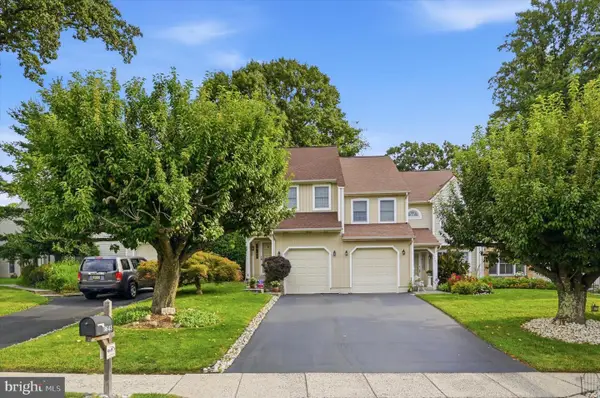 8643 Trumbauer Dr, GLENSIDE, PA 19038