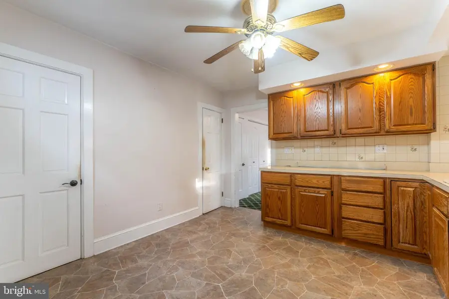 19 Weiss Ave, Flourtown, PA 19031 - #2