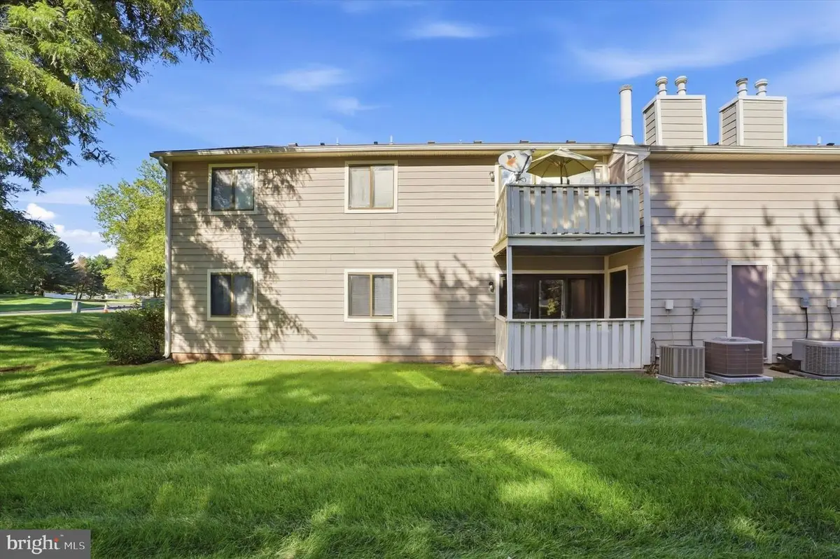 503 Stockton Ct, North Wales, PA 19454 - #1
