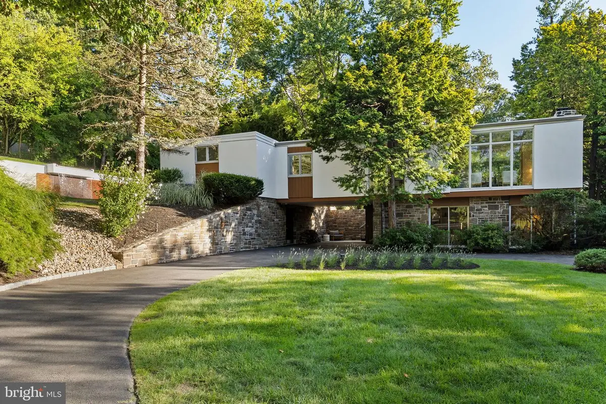 520 Station Ave, Glenside, PA 19038 - #1