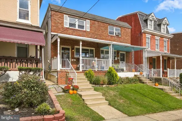 210 E 7th Ave, CONSHOHOCKEN, PA 19428