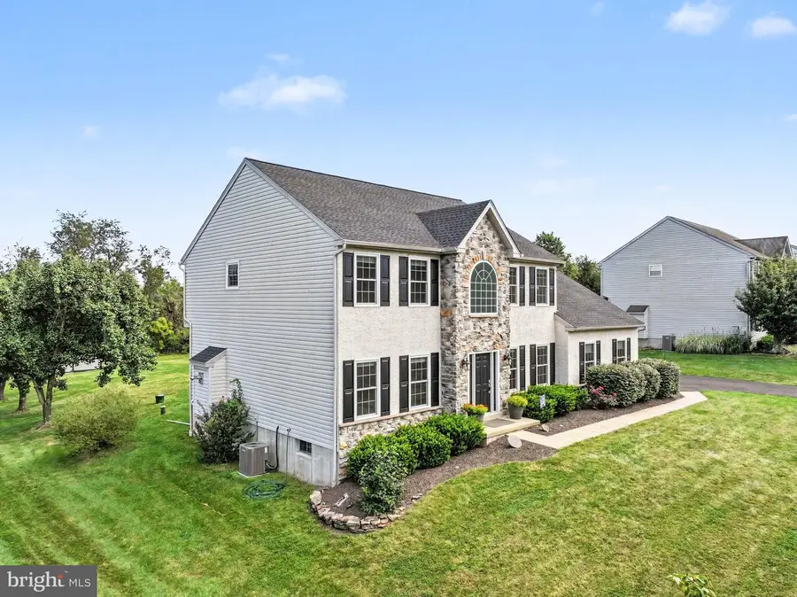 2311 Angel Dr, Gilbertsville, PA 19525 - #3