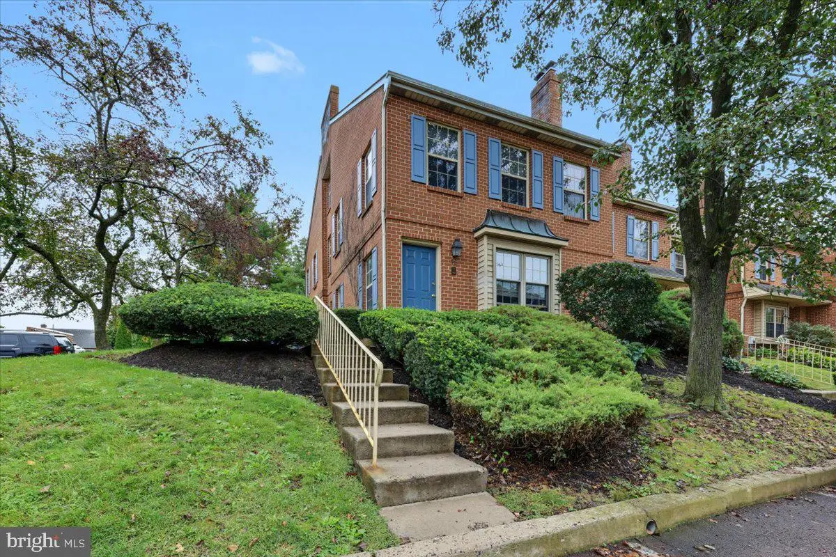 700 Farmington Ave #16, Pottstown, PA 19464 - #1