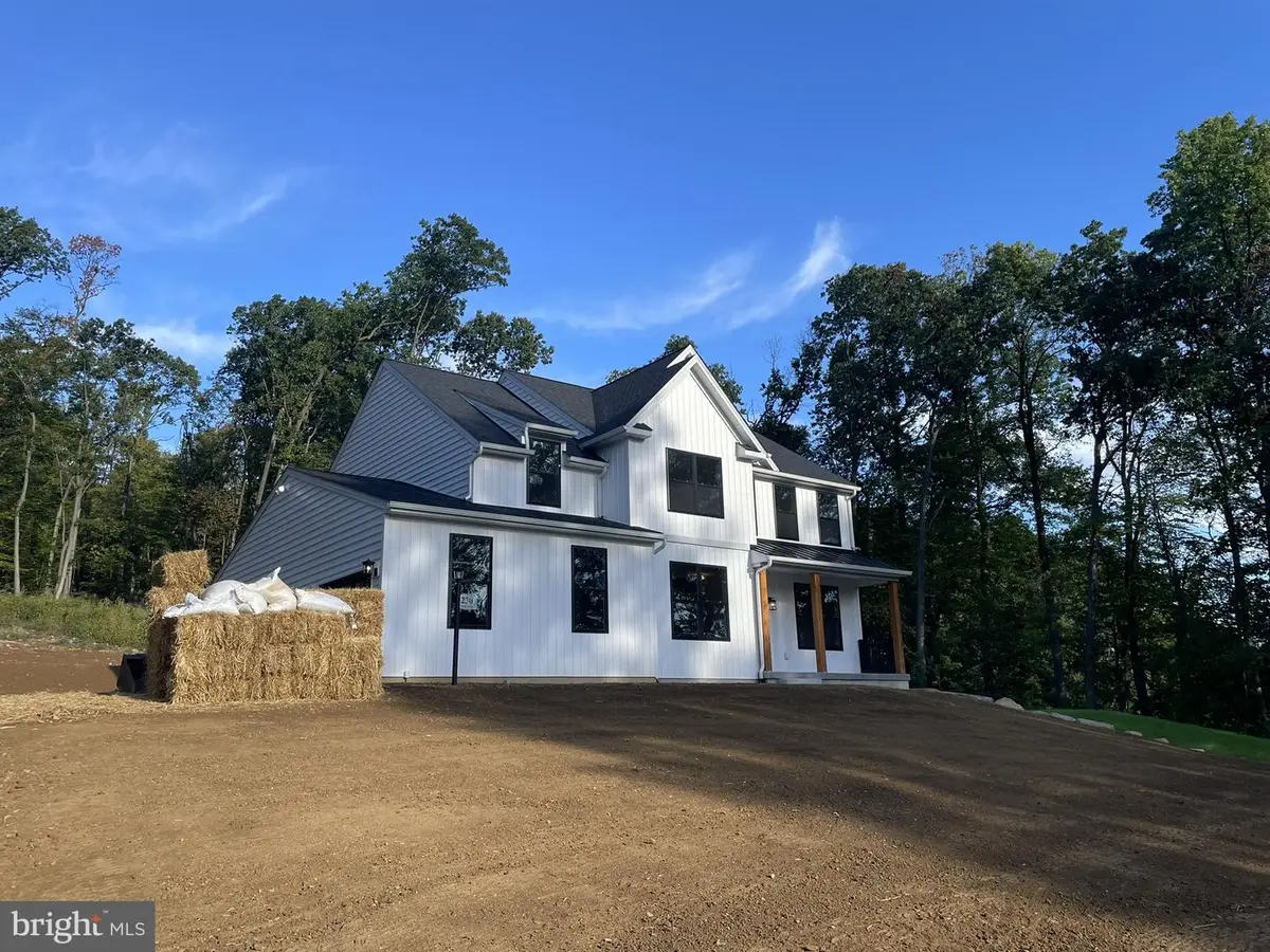361 Spring Garden St, West Conshohocken, PA 19428 - #1