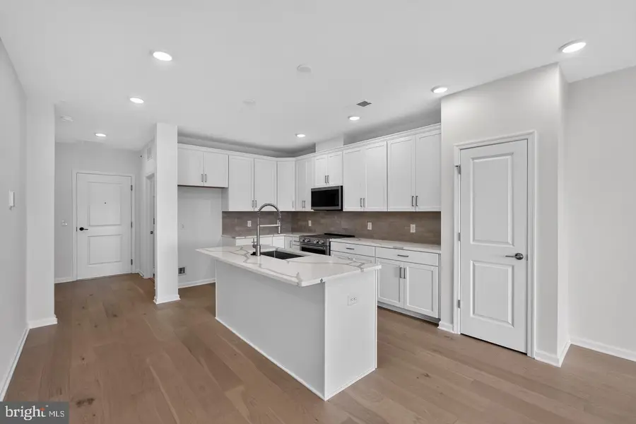 431 Washington St #2109 Jadwin, Conshohocken, PA 19428 - #3