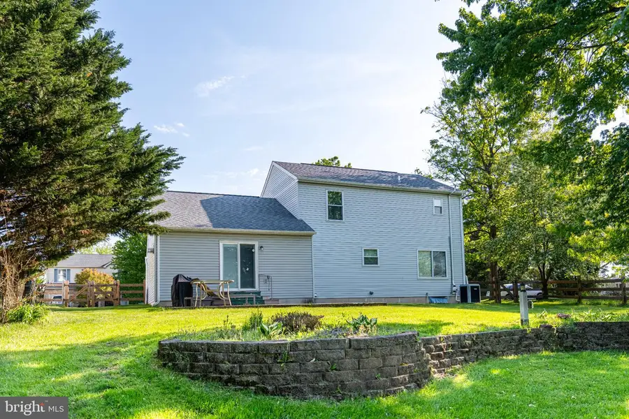 616 Jennifer Ln, Gilbertsville, PA 19525 - #3