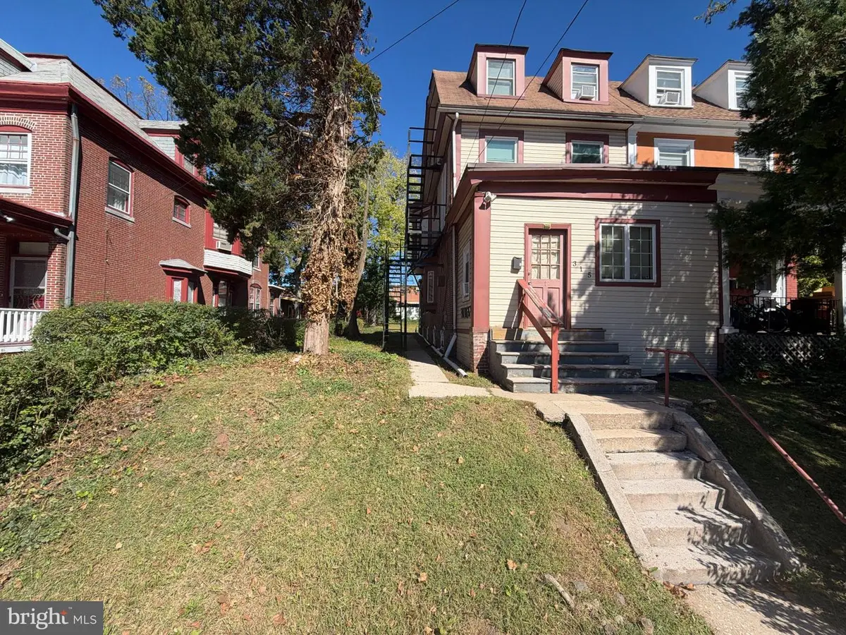 315 W Fornance St, Norristown, PA 19401 - #1