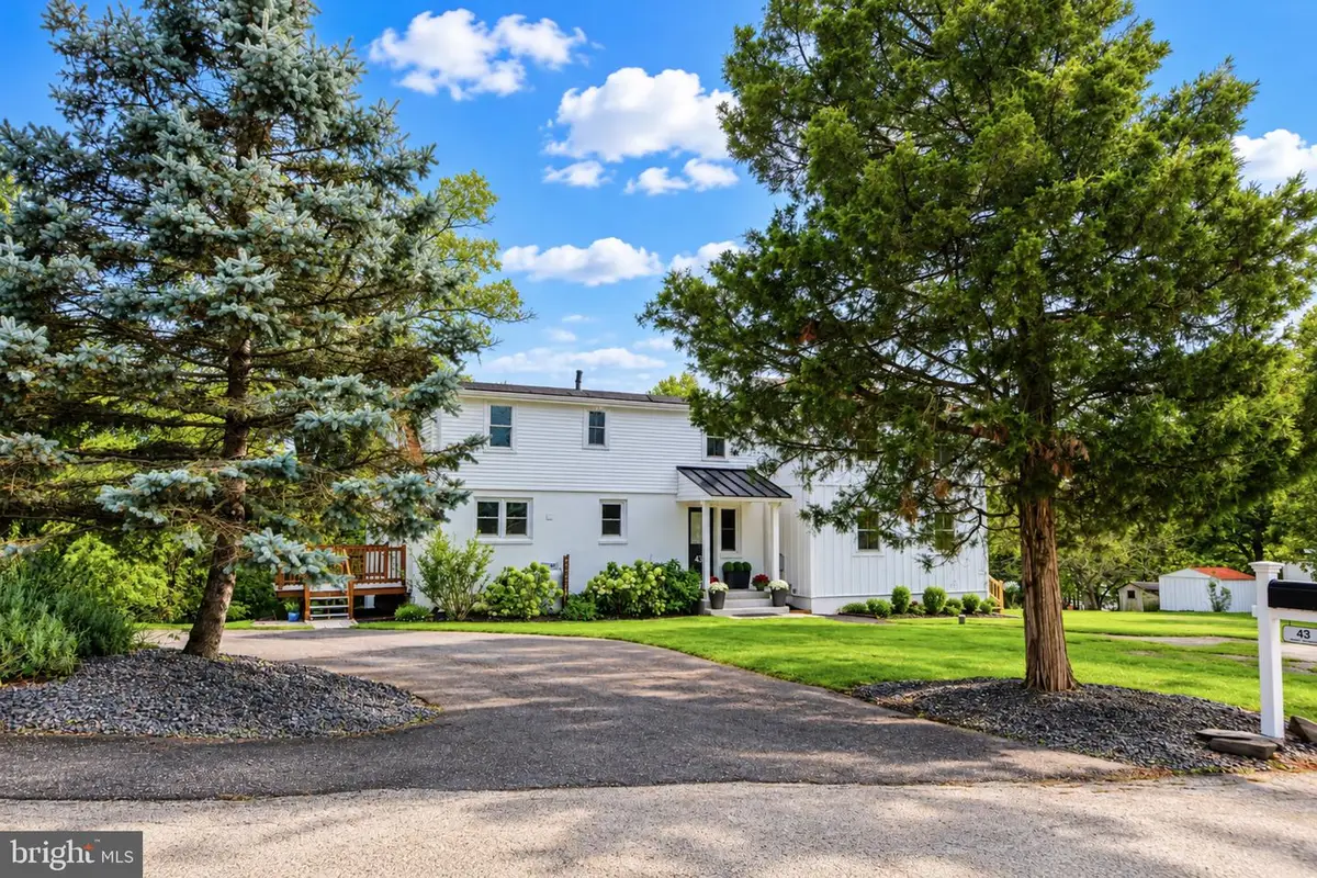 43 Henry Ave, Collegeville, PA 19426 - #1