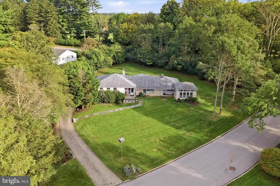 6109 W Mill Rd #, Flourtown, PA 19031 - #2