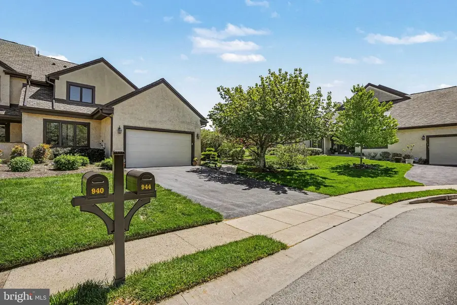 944 Hedgerow Ct #, Blue Bell, PA 19422 - #3