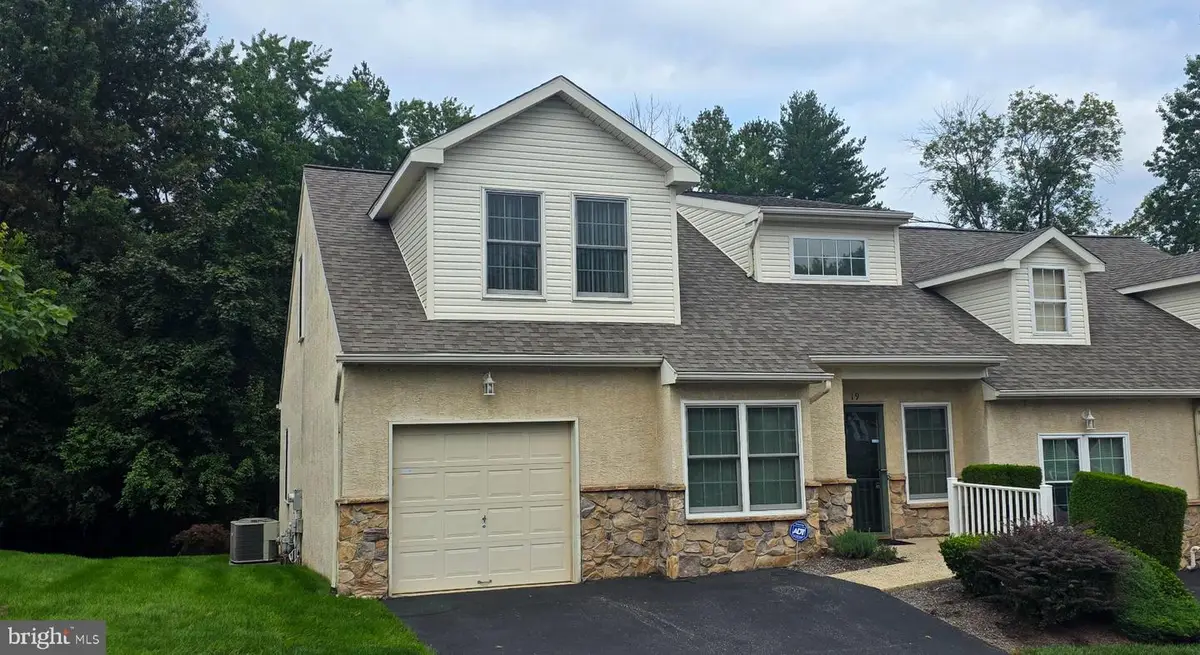 19 Stuart Dr #19, Norristown, PA 19401 - #1