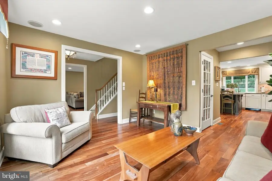 33 Sugar Maple Ln, Lafayette Hill, PA 19444 - #3