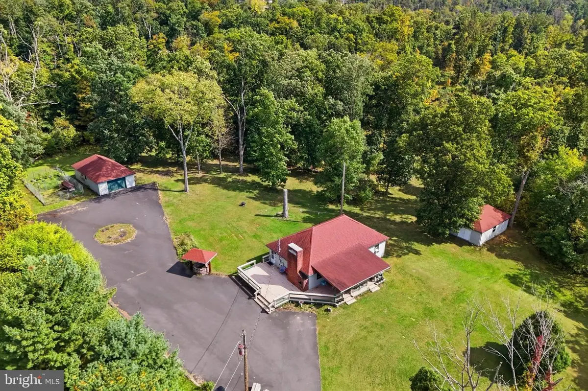 2070 Hendricks Station Rd #, Harleysville, PA 19438 - #1