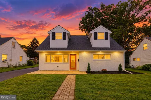 198 Oxford Cir #, WEST NORRITON, PA 19403