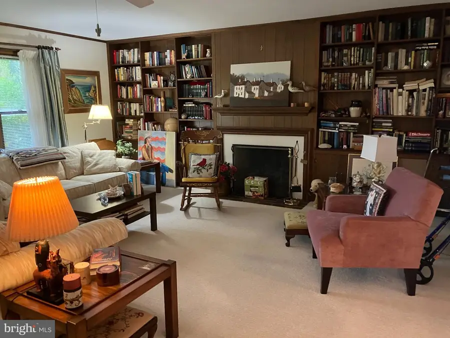 590 Newell Dr #, Huntingdon Valley, PA 19006 - #2