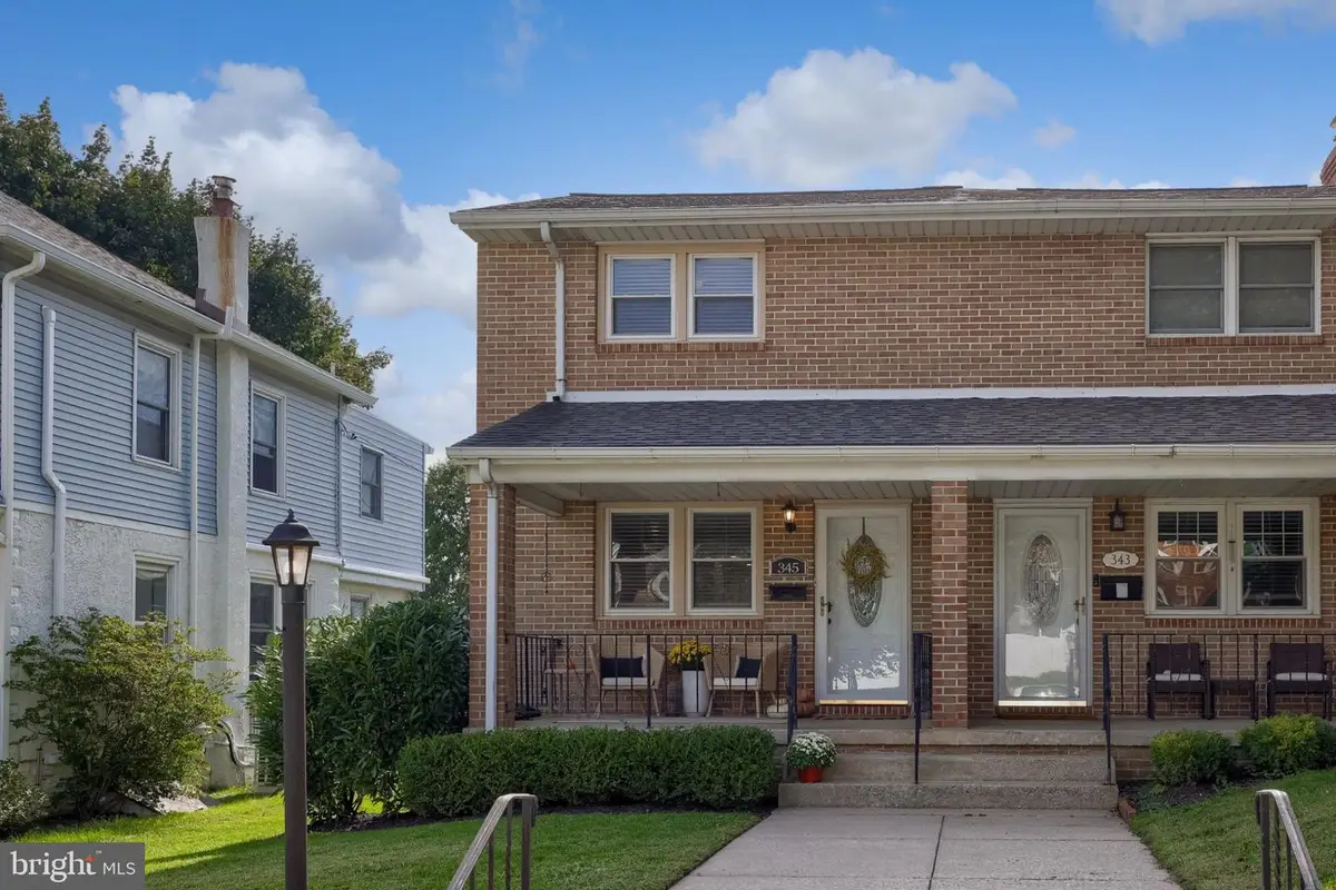 345 E 11th Ave, Conshohocken, PA 19428 - #1