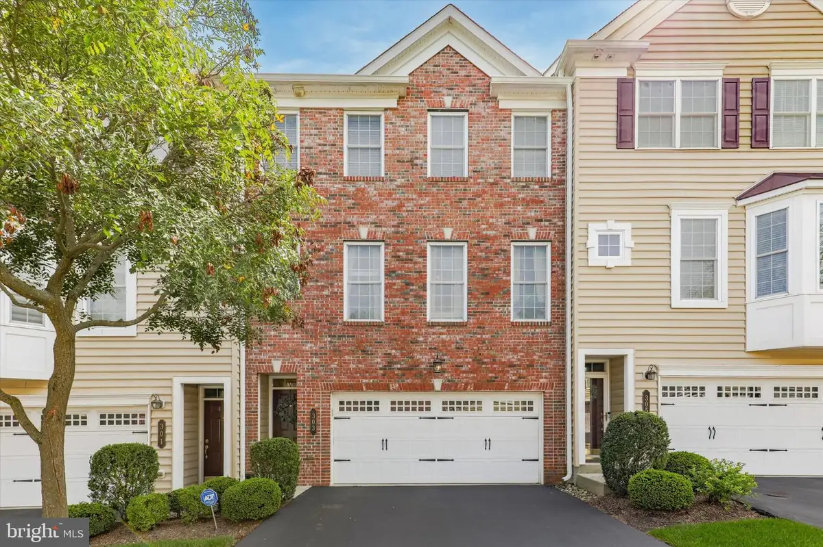 303 Ebony Ct, Ambler, PA 19002 - #1