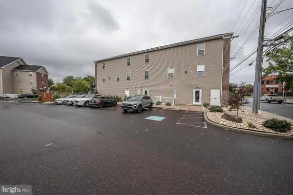 192 S Hanover St #e, POTTSTOWN, PA 19464