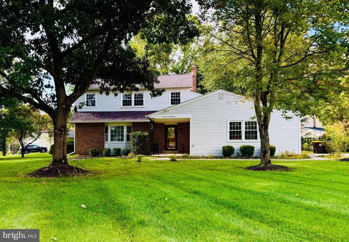 1421 Whitwood Dr, Blue Bell, PA 19422 - #1
