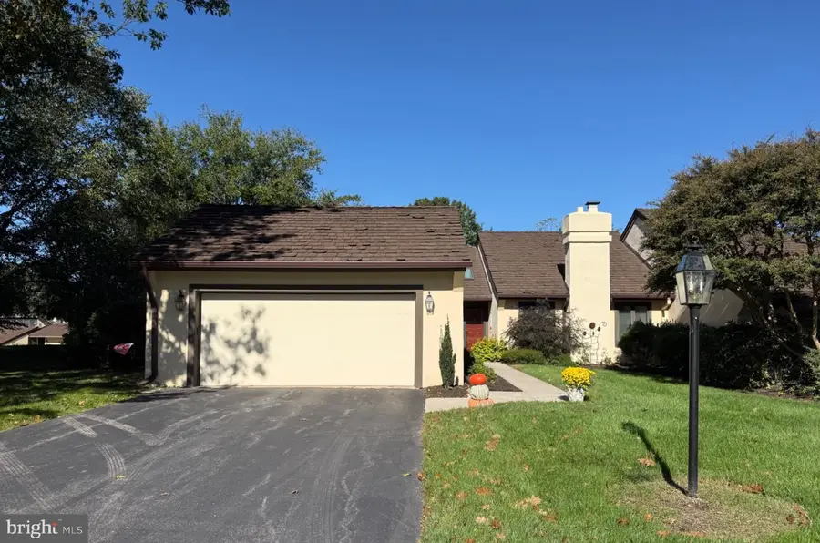 17 Springhouse Ln, Blue Bell, PA 19422 - #2